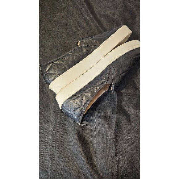 Jack Rogers Women's Riley Quilted Slip On Sneakers In Black Size 10M - Picture 3 of 16